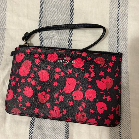 Rare Vintage Coach Pink Tulip Wristlet - Picture 1 of 1